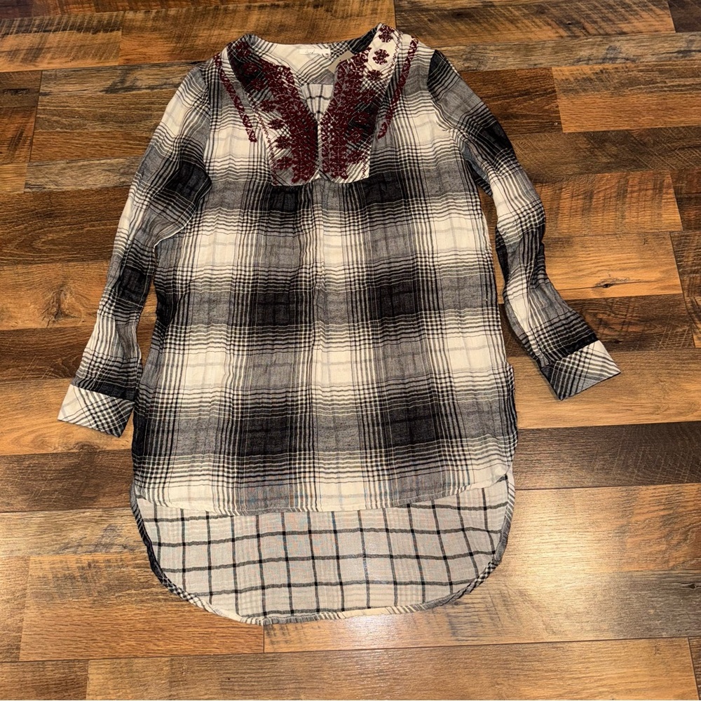 Floreat Black and White Plaid Tunic Dress with Red Embroidery